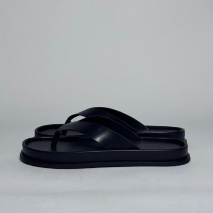 Zara Black Minimalist Leather Flip-Flops