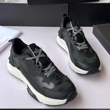 Valentino Garavani Rockrunner Sneakers